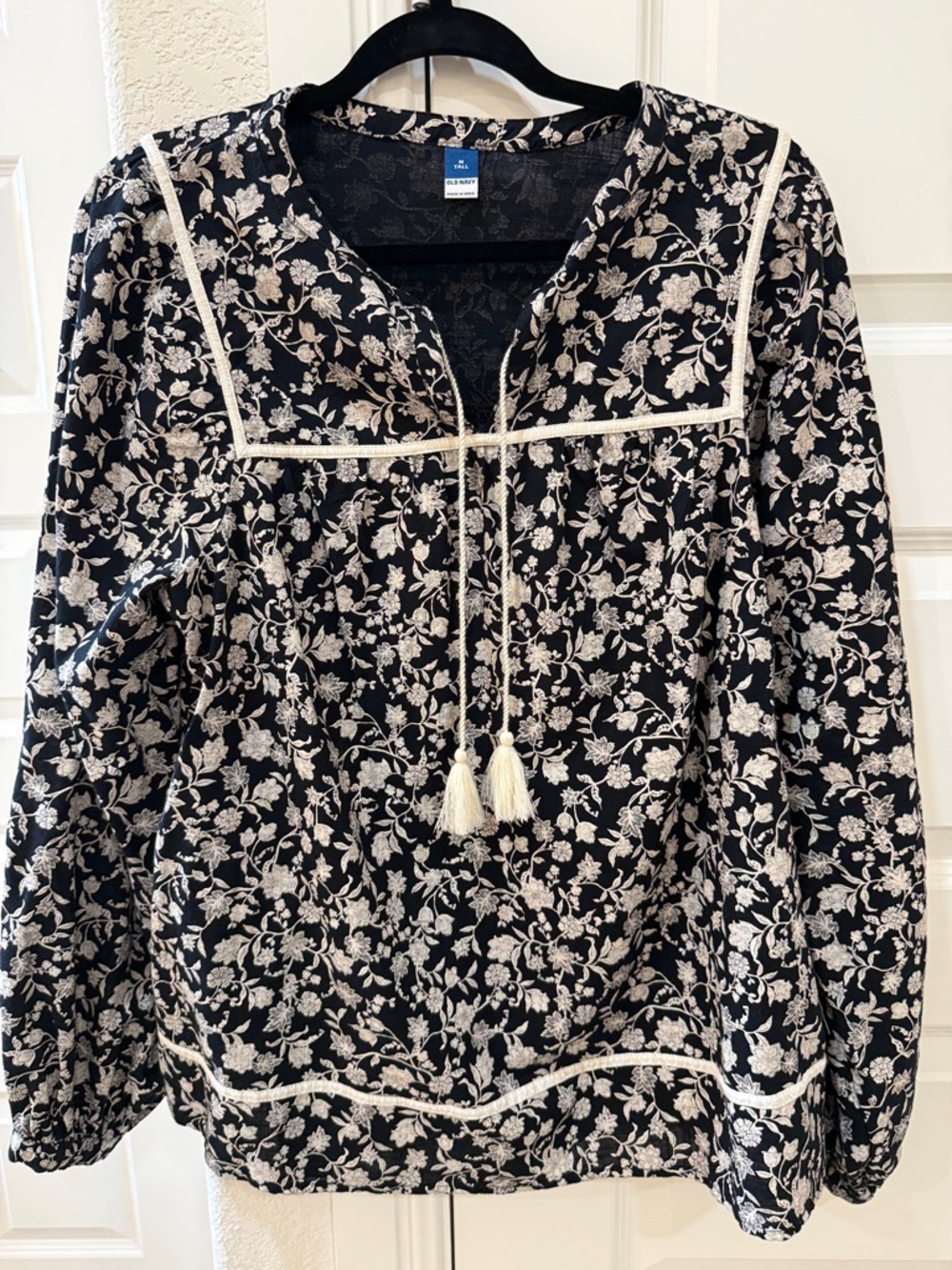 Old Navy Black and White Floral Tassel Peasant Top
